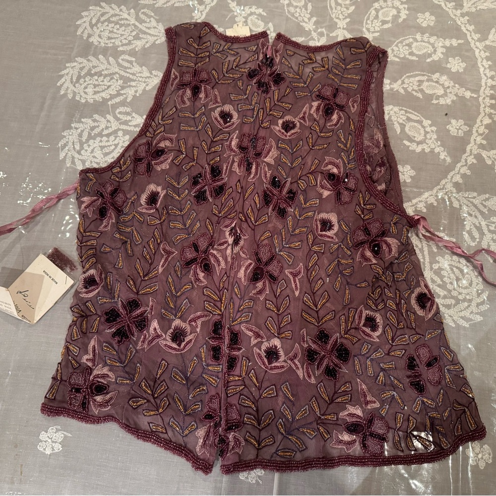 ❤️ NWT ARTISANAL HAND-EMBROIDERED 100% Silk BEADED Top - Picture 10 of 16